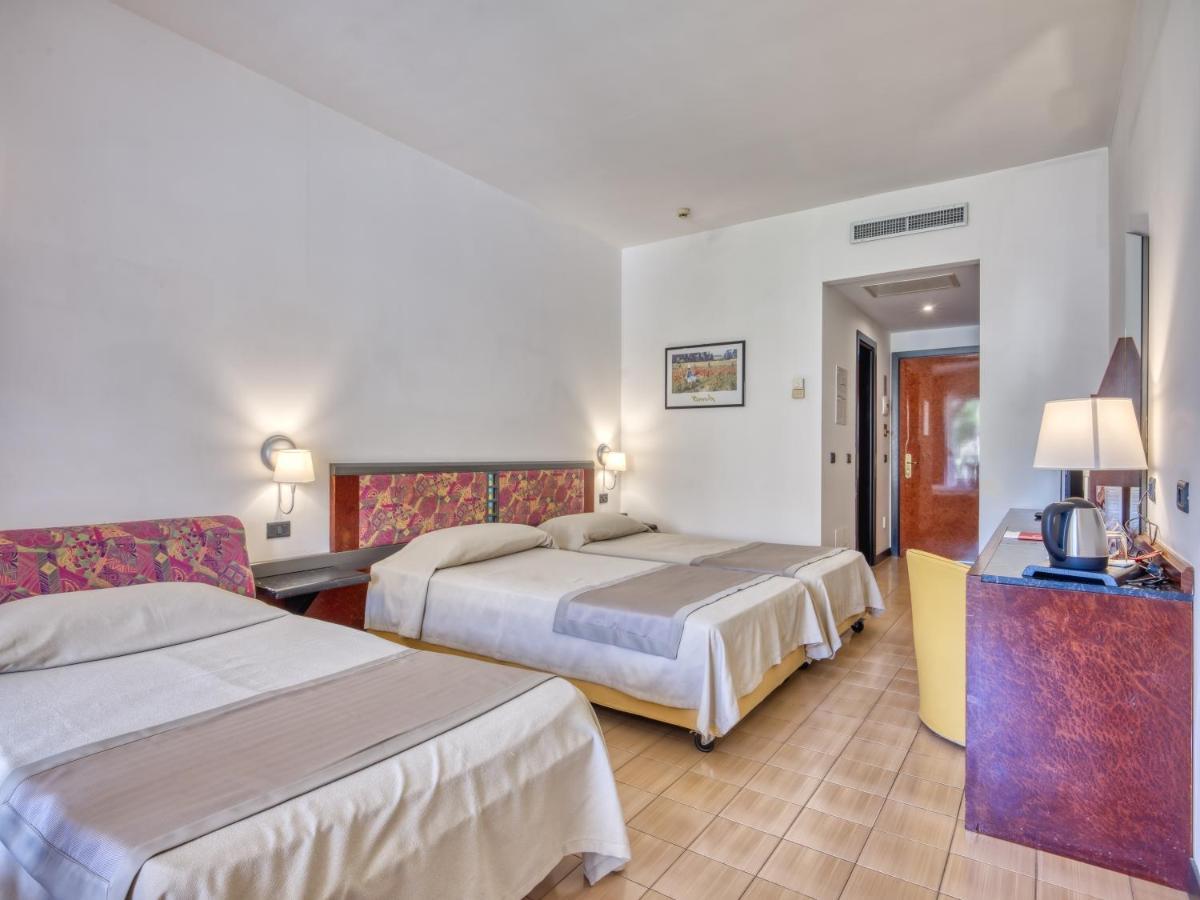 Hotel Olimpo Le Terrazze Letoianni Exterior foto