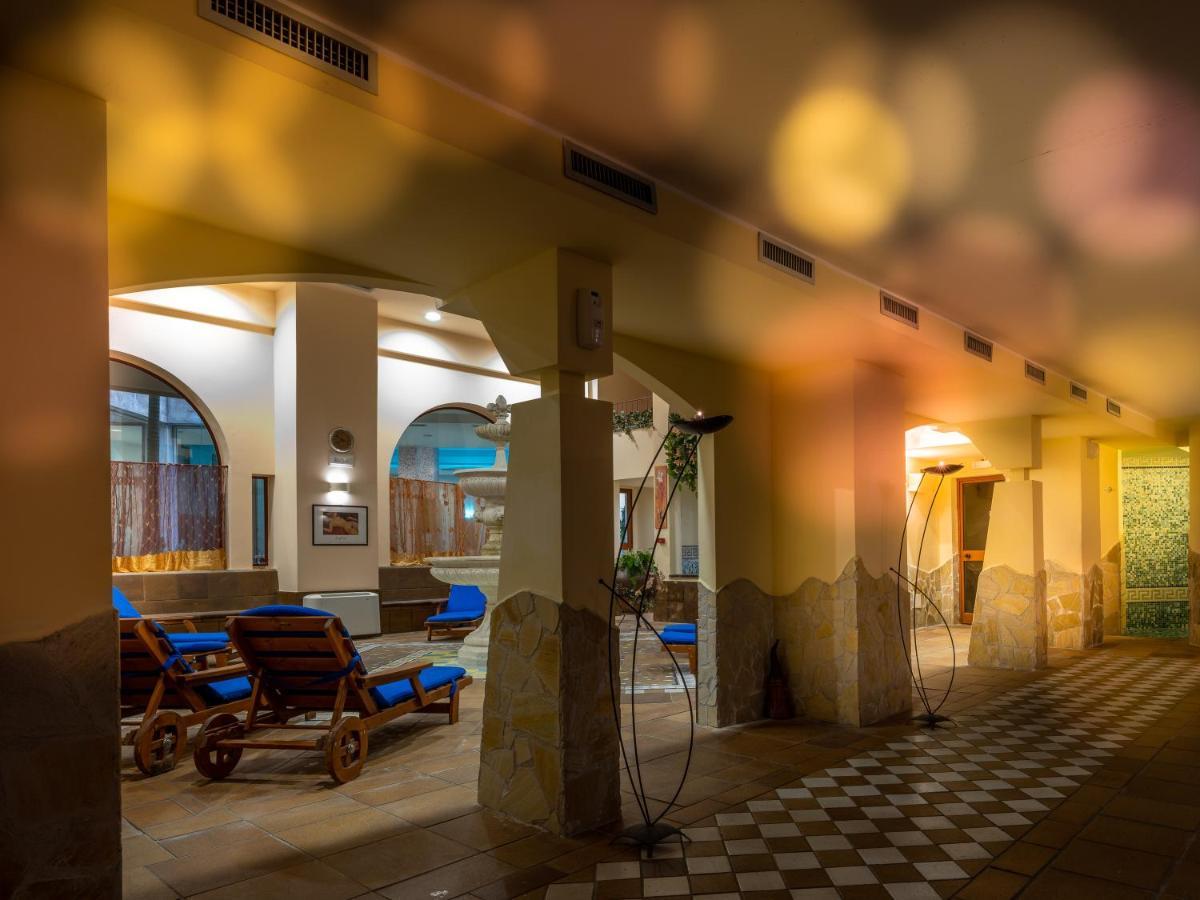 Hotel Olimpo Le Terrazze Letoianni Exterior foto